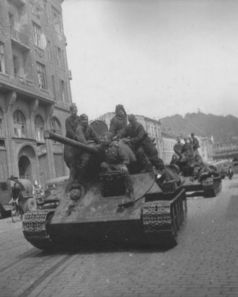 Львовско-Сандомирская стратегическая наступательная операция