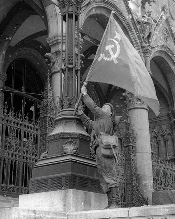 Будапештская стратегическая наступательная операция